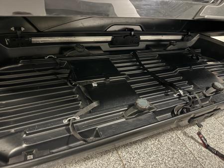 Dachbox THULE Motion 3 XL Schwarz glänzend 2 Wahl gebraucht